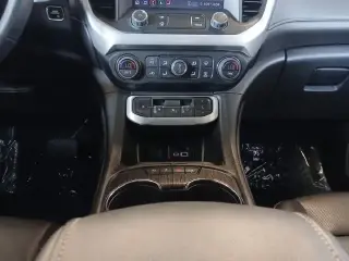 GMC Acadia 2023 SLT 4p SUV