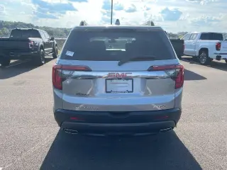 GMC Acadia 2023 4x4 AT4 4p SUV