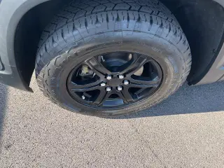 GMC Acadia 2023 4x4 AT4 4p SUV