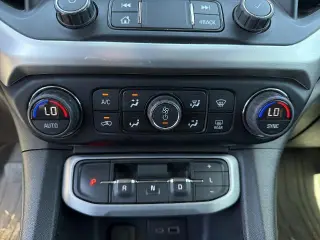 GMC Acadia 2023 SLE 4dr SUV