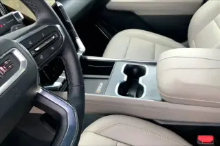 GMC Acadia 2026 4x4 Elevation 4p SUV