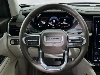 GMC Acadia 2025 Denali 4p SUV