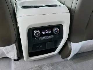 GMC Acadia 2025 Denali 4p SUV