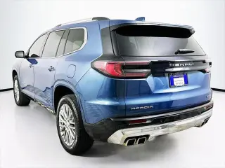 GMC Acadia 2025 Denali 4p SUV