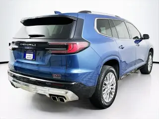GMC Acadia 2025 Denali 4p SUV