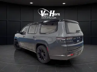 2022 Jeep Grand Wagoneer