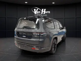 2022 Jeep Grand Wagoneer