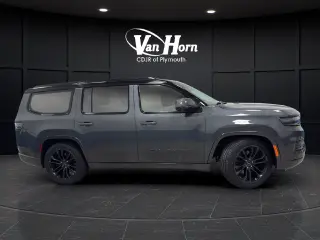 2022 Jeep Grand Wagoneer