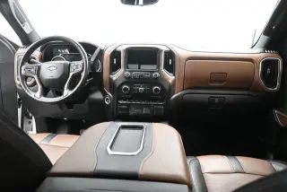 Chevrolet Silverado 1500 2019 4x4 High Country 4dr Crew Cab 5.8 ft. SB