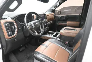 Chevrolet Silverado 1500 2019 4x4 High Country 4dr Crew Cab 5.8 ft. SB