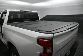Chevrolet Silverado 1500 2019 4x4 High Country 4dr Crew Cab 5.8 ft. SB