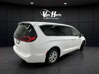 2024 Chrysler Pacifica