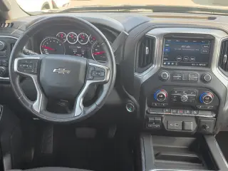 Chevrolet Silverado 1500 2021 4x4 RST 4dr Crew Cab 5.8 ft. SB