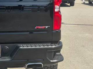 Chevrolet Silverado 1500 2021 4x4 RST 4dr Crew Cab 5.8 ft. SB