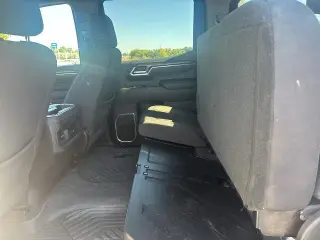 Chevrolet Silverado 1500 2023 4x4 LT 4p. Camioneta de cabina completa 5.8 pies CB con 1LT