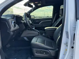 Chevrolet Colorado 2024 4x4 ZR2 4p Puerta de Tripulación con Cabina Completa 5 ft. CB