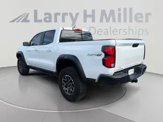 Chevrolet Colorado 2024 4x4 ZR2 4p. Cab. Tripulada 5 pies. Caja Corta