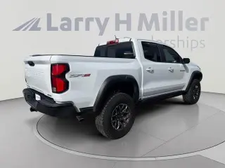 Chevrolet Colorado 2024 4x4 ZR2 4p. Cab. Tripulada 5 pies. Caja Corta