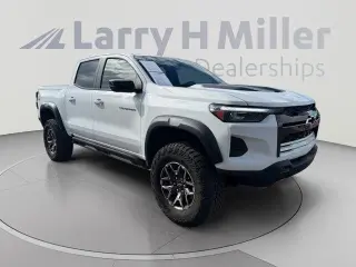 Chevrolet Colorado 2024 4x4 ZR2 4p. Cab. Tripulada 5 pies. Caja Corta