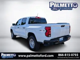 Chevrolet Colorado 2023 4x4 Work Truck 4dr Crew Cab 5 ft. SB