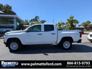 Chevrolet Colorado 2023 4x4 Work Truck 4dr Crew Cab 5 ft. SB