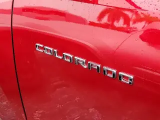 Chevrolet Colorado 2025 4x2 LT 4p Cab de Tripulación Trasera 5 ft. SB