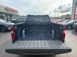 Chevrolet Silverado 1500 2023 4x4 LT 4dr Crew Cab 5.8 ft. SB con 2FL