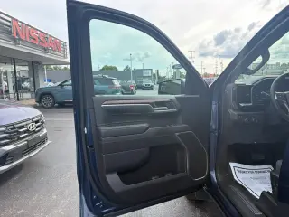 Chevrolet Silverado 1500 2023 4x4 LT 4dr Crew Cab 5.8 ft. SB con 2FL