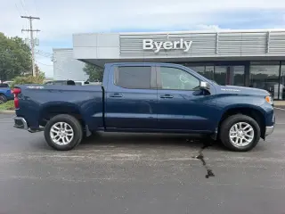 Chevrolet Silverado 1500 2023 4x4 LT 4dr Crew Cab 5.8 ft. SB con 2FL