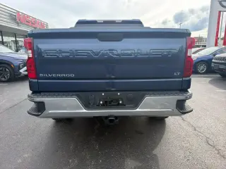 Chevrolet Silverado 1500 2023 4x4 LT 4dr Crew Cab 5.8 ft. SB con 2FL