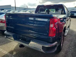 Chevrolet Silverado 1500 2022 4x4 LT 4dr Cabina de Tripulacion 5.8 ft. SB con 1LT