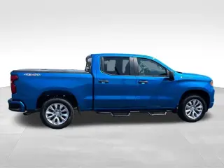 Chevrolet Silverado 1500 2022 4x4 Custom 4dr Crew Cab 5.8 ft. CB