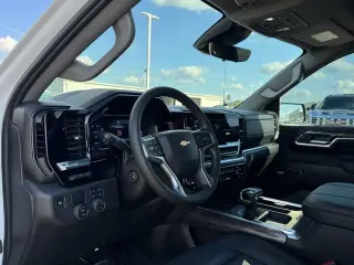Chevrolet Silverado 1500 2024 4x2 LTZ 4dr Crew Cab 5.8 ft. SB