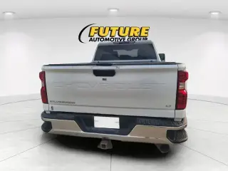 Chevrolet Silverado 2500HD 2022 4x4 LT 4dr Crew Cab SB