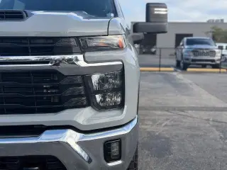 Chevrolet Silverado 2500HD 2024 4x4 LT 4dr Crew Cab SB