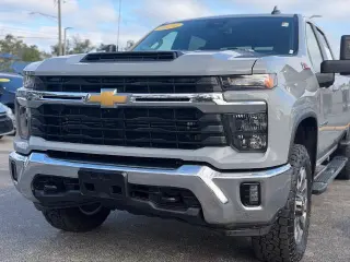 Chevrolet Silverado 2500HD 2024 4x4 LT 4dr Crew Cab SB