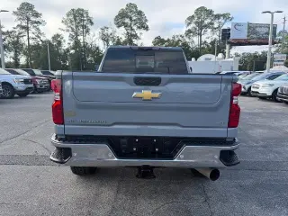Chevrolet Silverado 2500HD 2024 4x4 LT 4dr Crew Cab SB