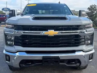Chevrolet Silverado 2500HD 2024 4x4 LT 4dr Crew Cab SB