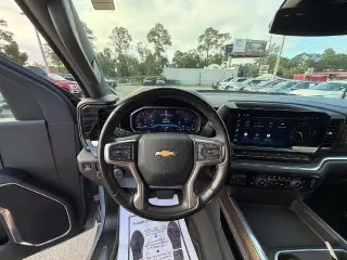 Chevrolet Silverado 2500HD 2024 4x4 LT 4dr Crew Cab SB