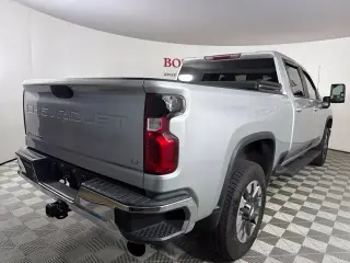 Chevrolet Silverado 2500HD 2021 4x4 LT 4dr Crew Cab SB