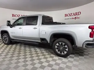 Chevrolet Silverado 2500HD 2021 4x4 LT 4dr Crew Cab SB