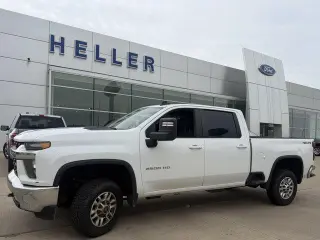 Chevrolet Silverado 2500HD 2022 4x4 LT 4dr Crew Cab SB