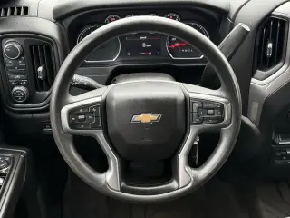 Chevrolet Silverado 2500HD 2022 4x4 Custom 4dr Crew Cab SB