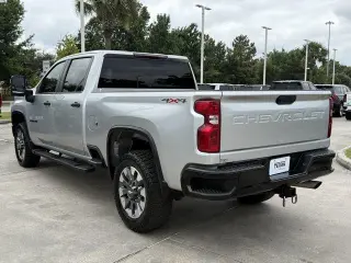 Chevrolet Silverado 2500HD 2022 4x4 Custom 4dr Crew Cab SB