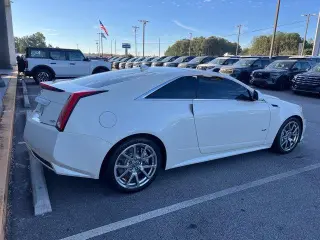 Cadillac CTS-V 2011 2dr Coupe