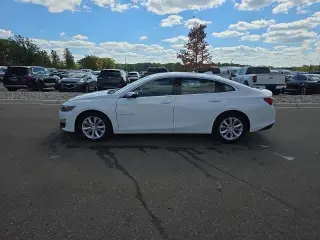 Chevrolet Malibu 2023 LT 4p Sedan con 1LT