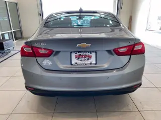 Chevrolet Malibu 2024 LT 4p Sedan con 1LT