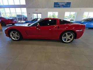 Chevrolet Corvette 2006 2dr Coupe