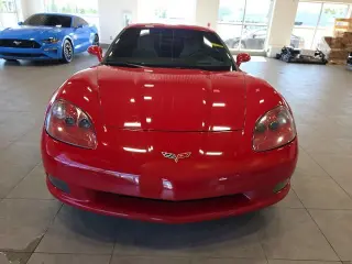 Chevrolet Corvette 2006 2dr Coupe