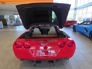 Chevrolet Corvette 2006 2dr Coupe